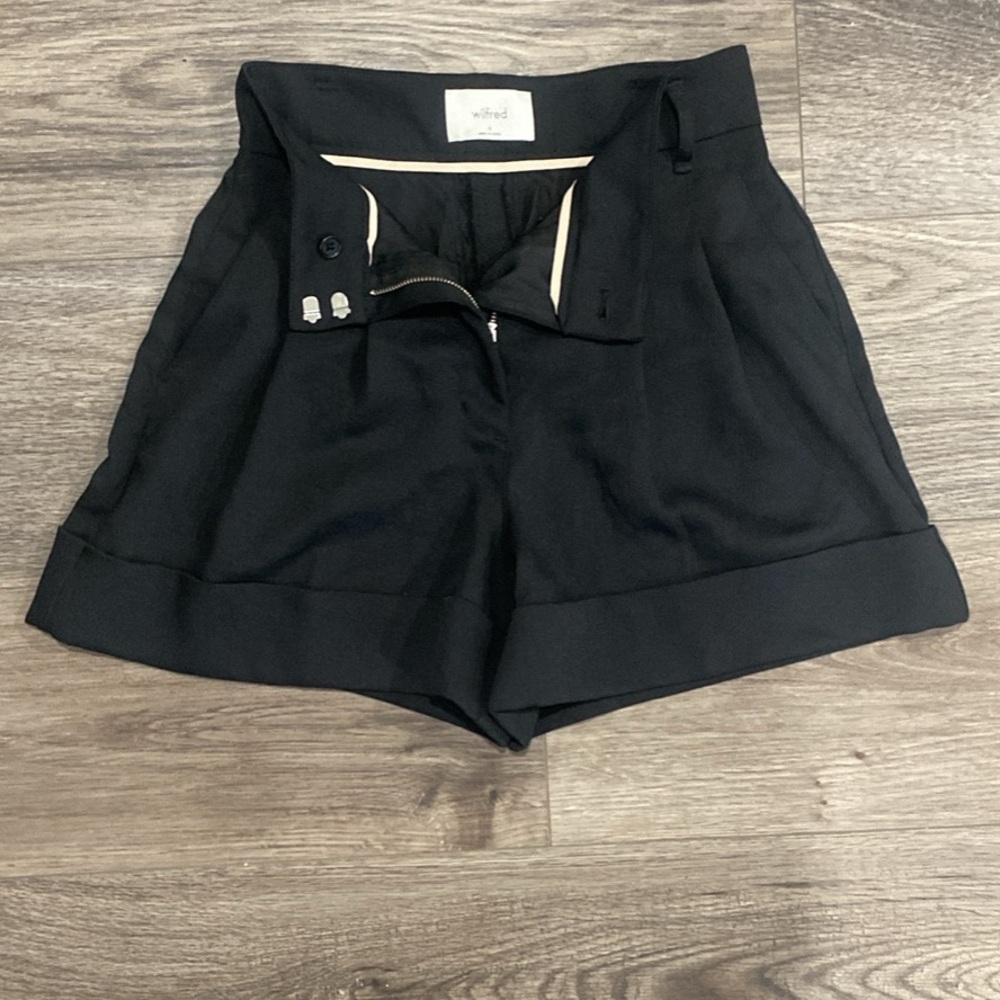Wilfred Elegant High Waist Black Shorts
